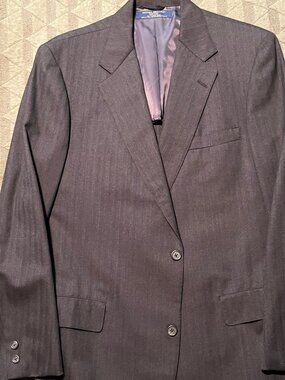 MEDIUM GREY BROOKS BROTHERS SUIT COAT ALL WOOL